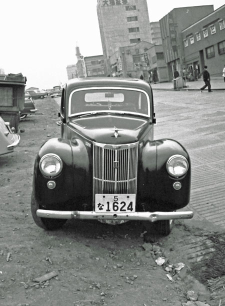 (04-1a)(096-36) 1949-53 Ford Prefect(E493A) 4dr Saloon.jpg